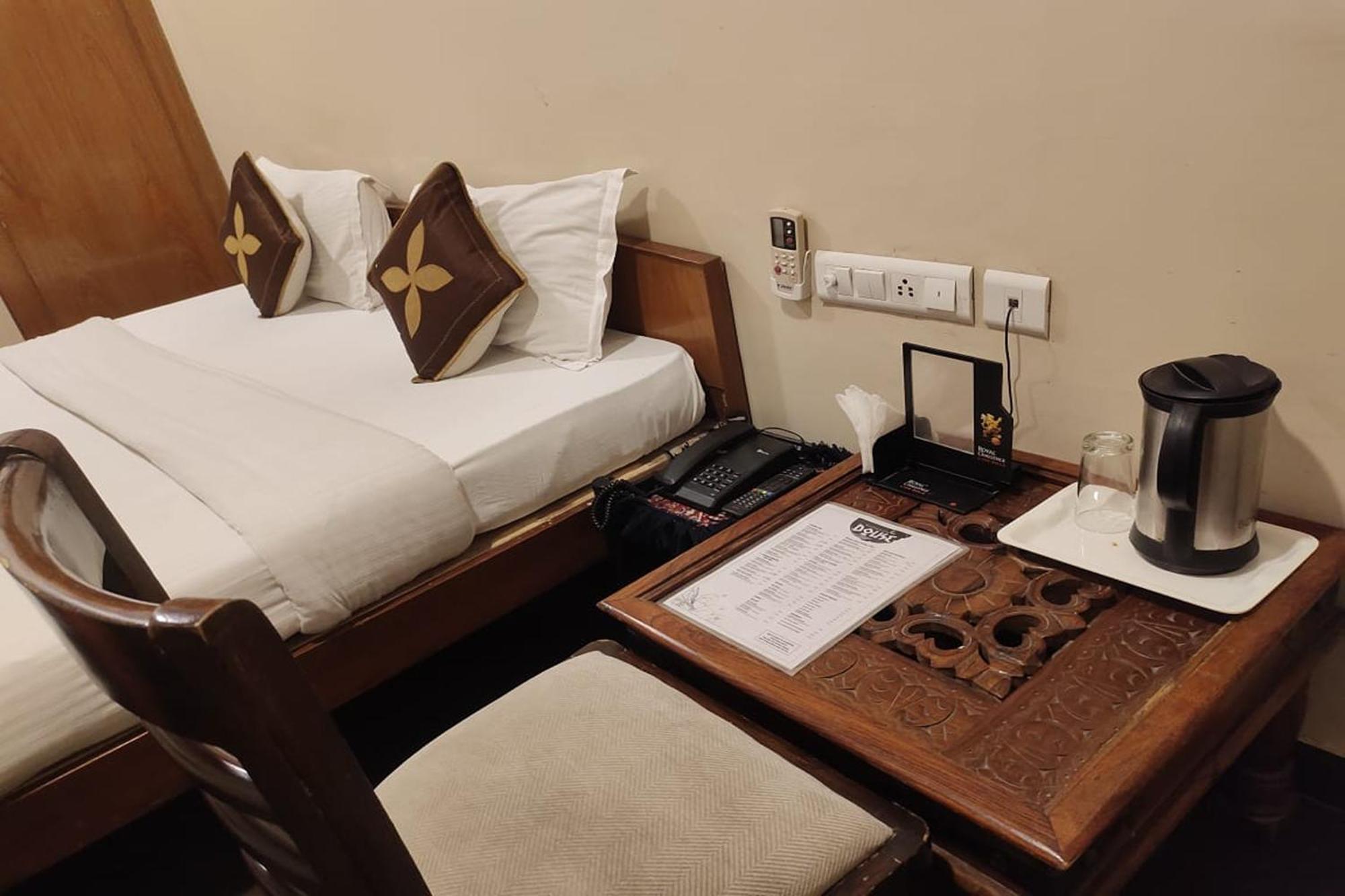Hotel Rang Mahal Near Jaipur International Airport Exterior foto