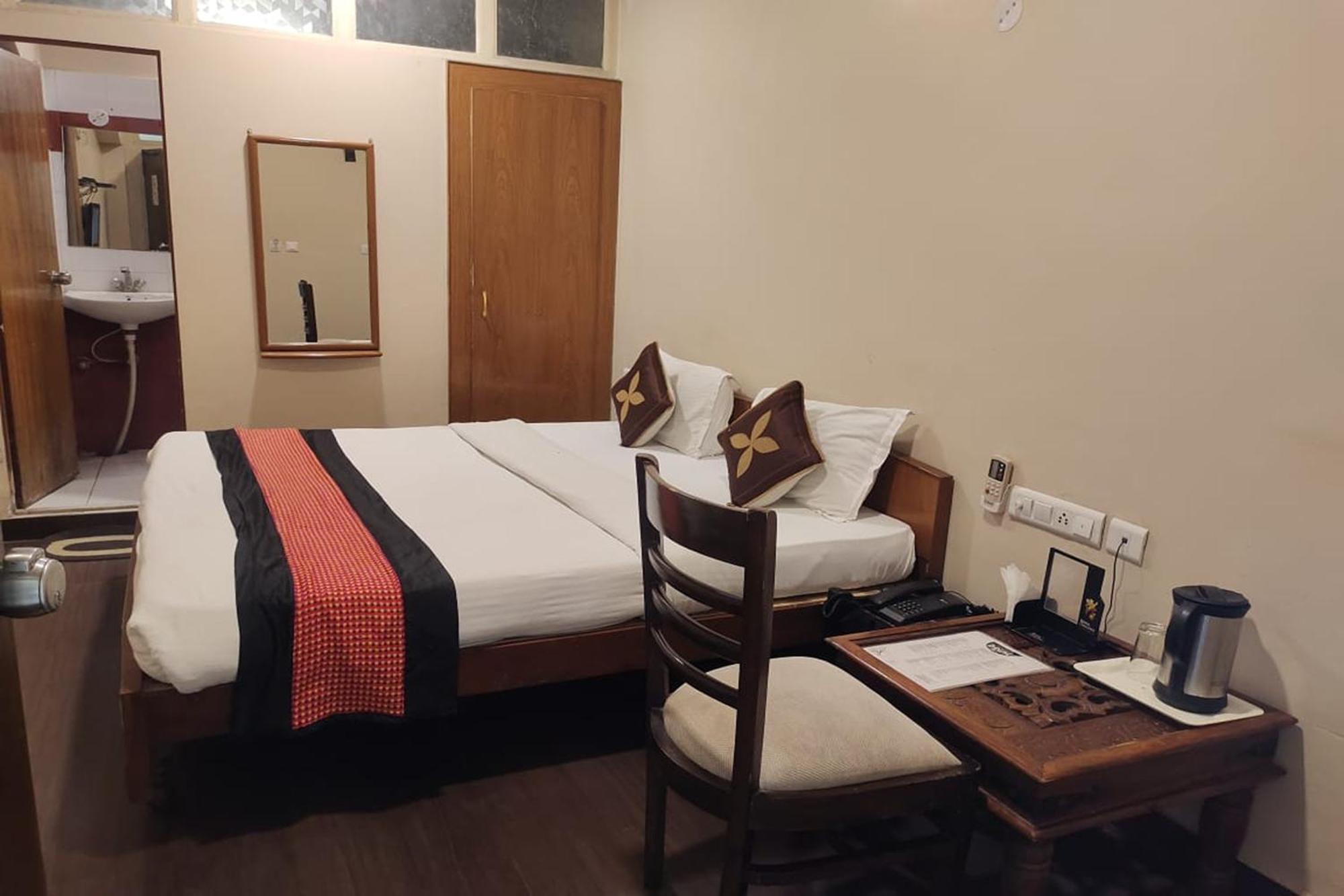 Hotel Rang Mahal Near Jaipur International Airport Exterior foto