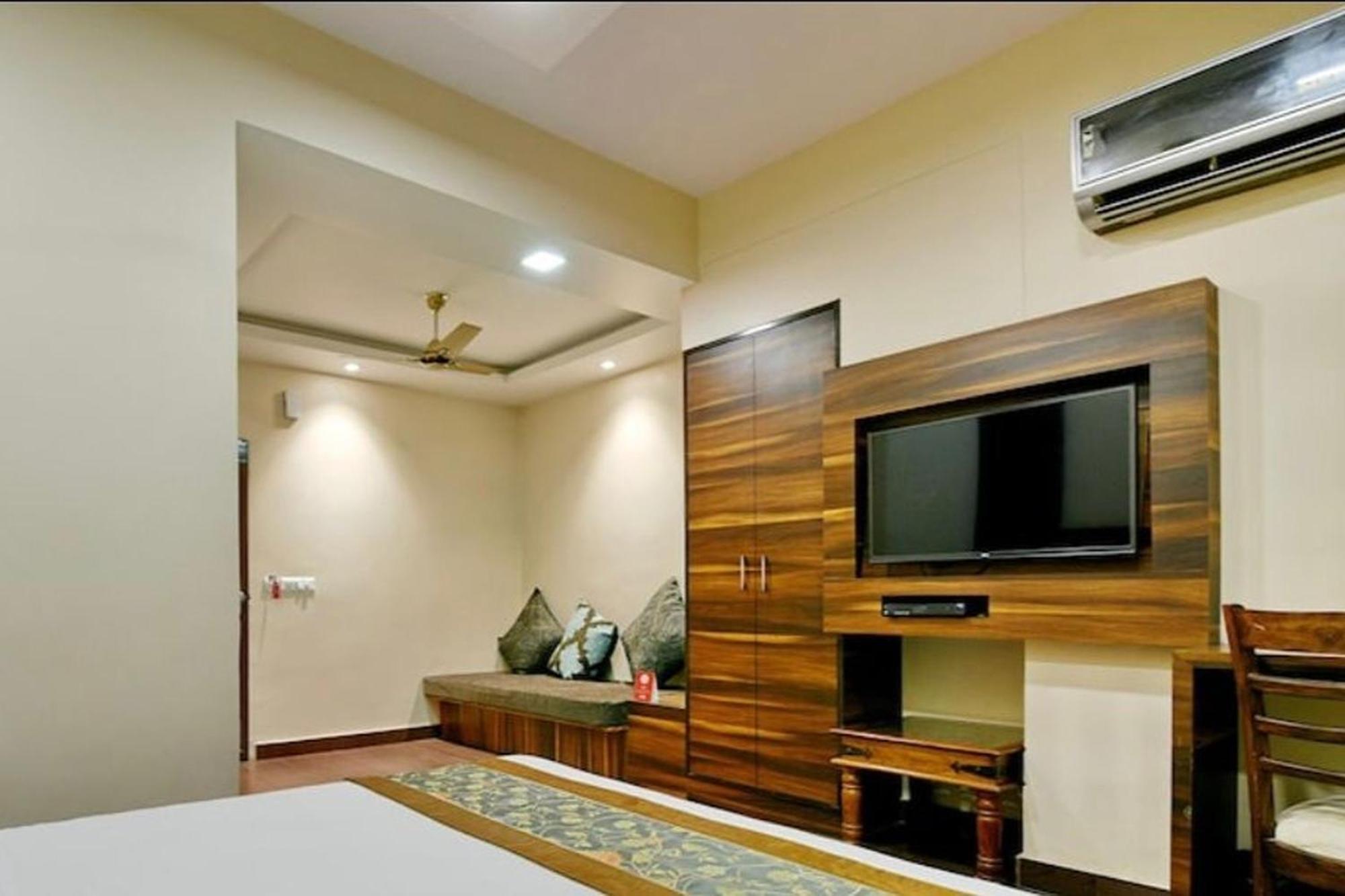 Hotel Rang Mahal Near Jaipur International Airport Exterior foto