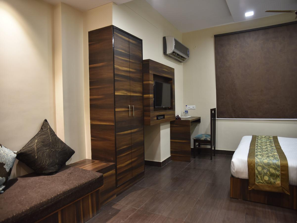Hotel Rang Mahal Near Jaipur International Airport Exterior foto