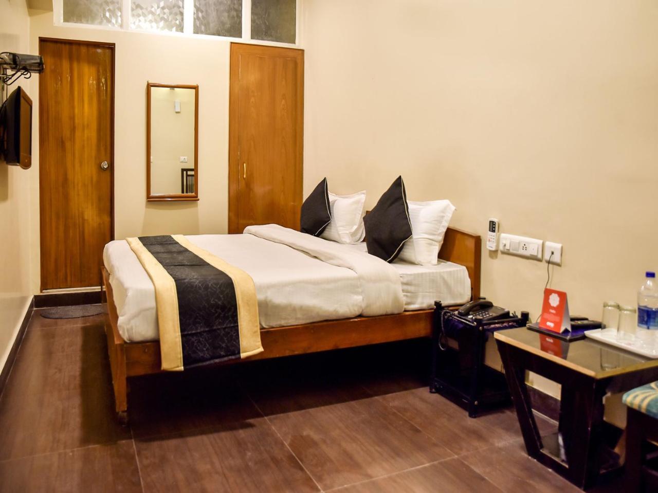 Hotel Rang Mahal Near Jaipur International Airport Exterior foto