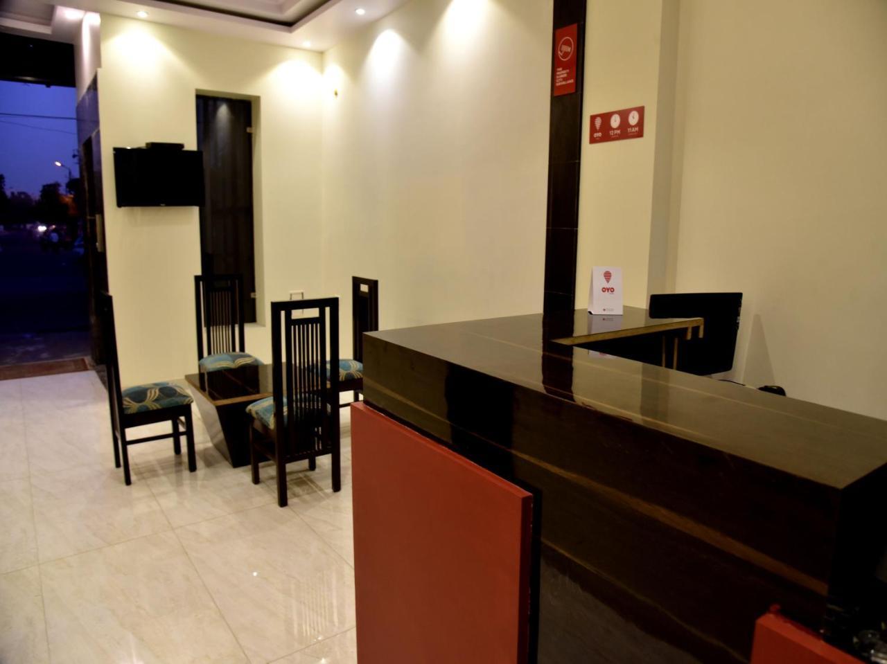 Hotel Rang Mahal Near Jaipur International Airport Exterior foto